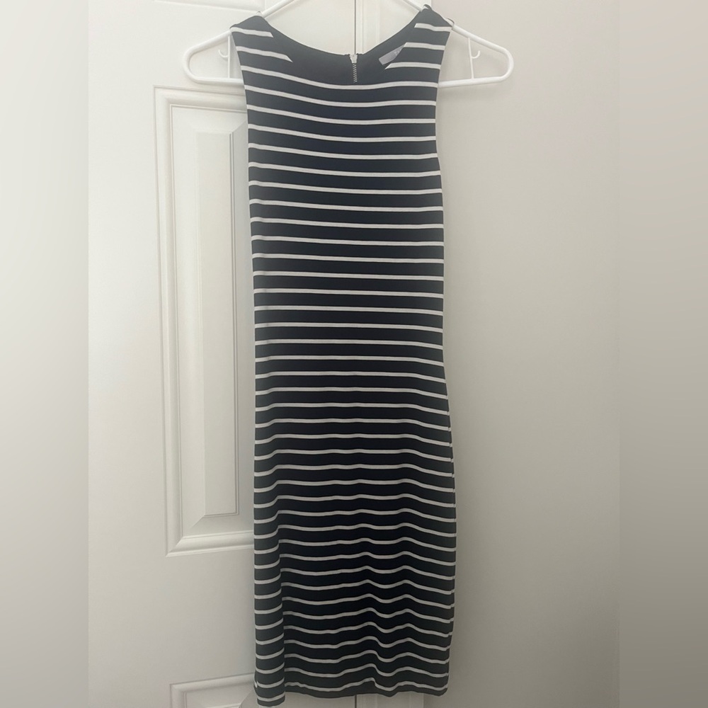 Tart stretchy navy and white dress size xs